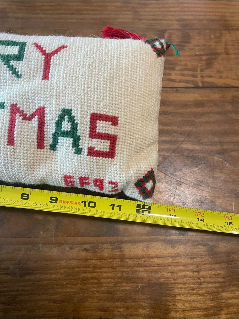 Vintage Christmas Handcrafted Cream 'Merry Christmas' Holiday Throw Pillow